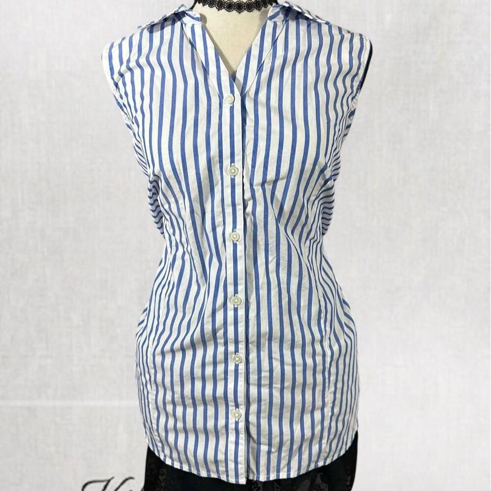 Preppy Coquette Summer Sleeveless Blue and White Striped Button Up Top